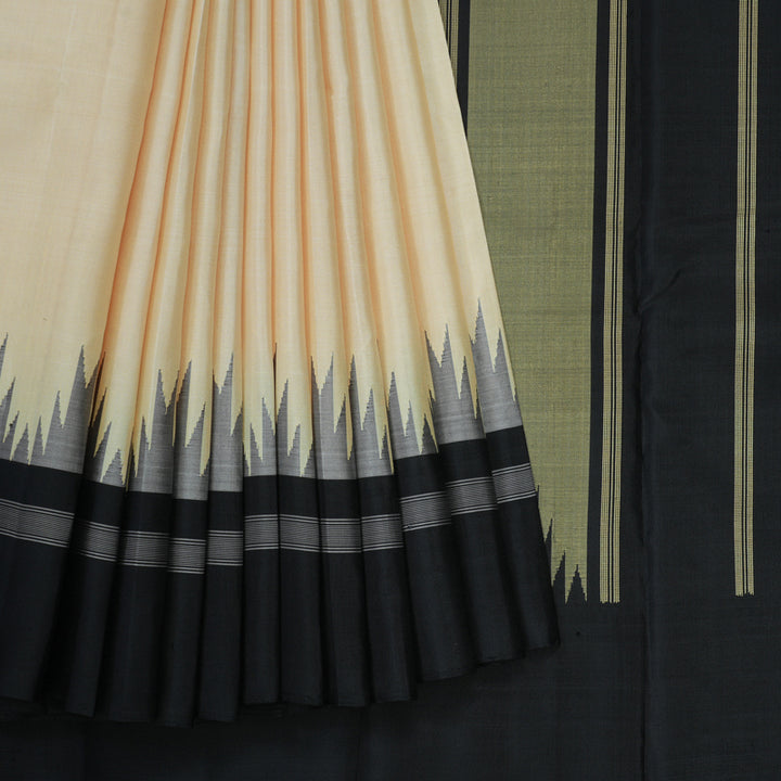 Hayagrivas Handloom Cream Kanjivaram Silk Saree with Black Border KBE866H10-4