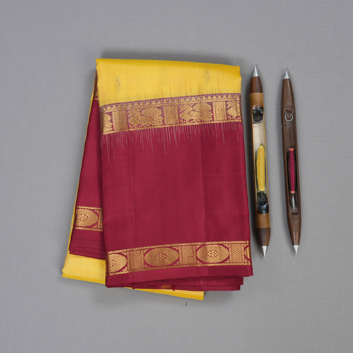 Hayagrivas Light Yellow Handloom Kanjivaram Silk Saree with Maroon Border BBD1444L1-5