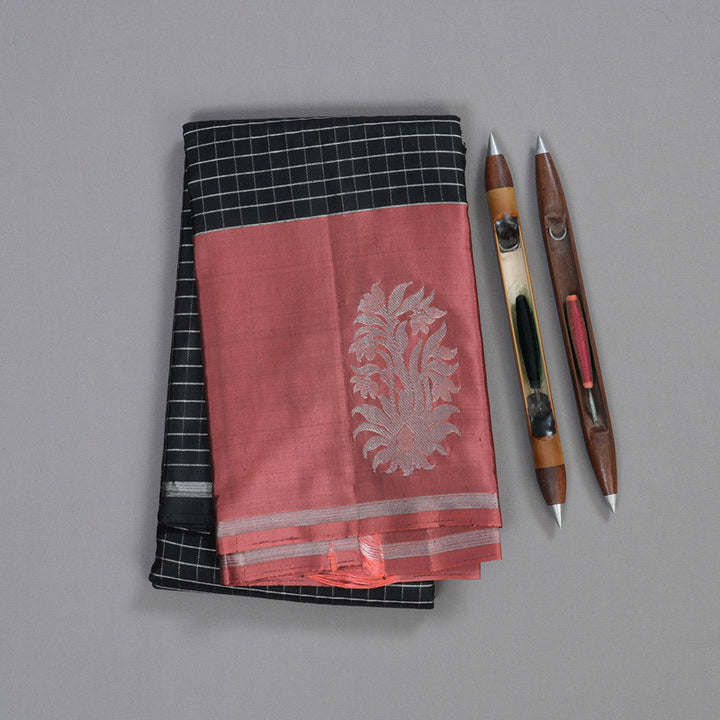 Hayagrivas Black Handloom Soft Silk Saree with Peach Pink Border BBD1211K3-4