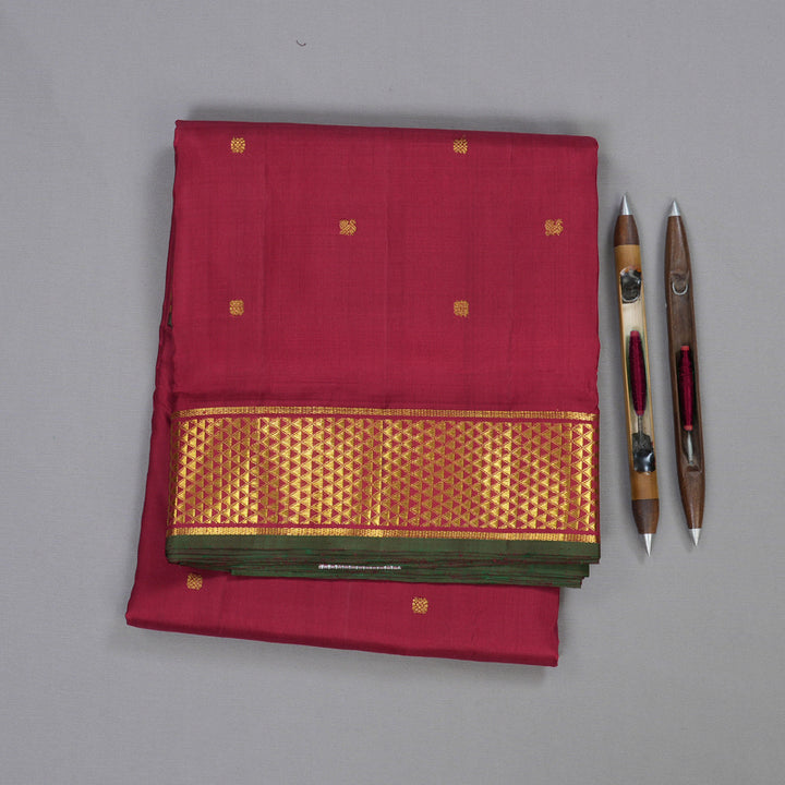 Hayagrivas Maroon Handloom Ten Yards Kanjivaram Silk Saree with Maroon Green Edging Border BBD1256K2-1