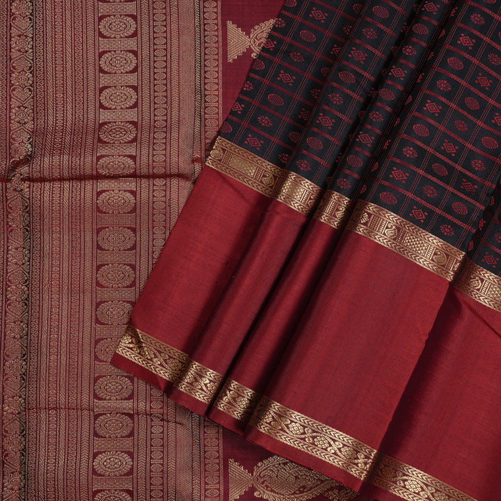 Hayagrivas Black Handloom Kanjivaram Silk Saree with Wine Maroon Border BBD1308L19-2