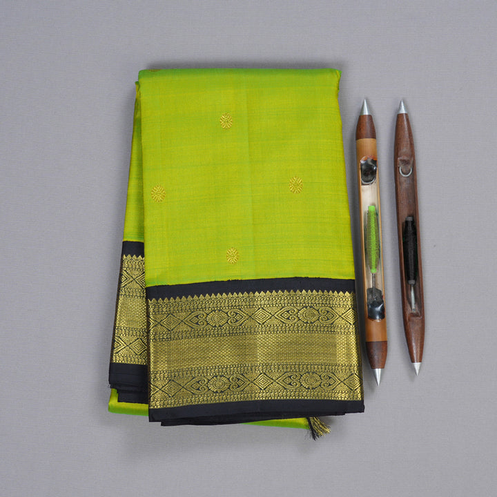 Hayagrivas Fluorescent Green Handloom Kanjivaram Silk Saree with Black Border BBD1316L9-3