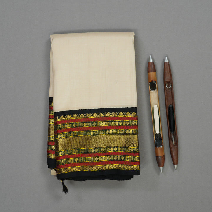 Hayagrivas Handloom Cream Kanjivaram Silk Saree with Black Border BBD1332L3-1