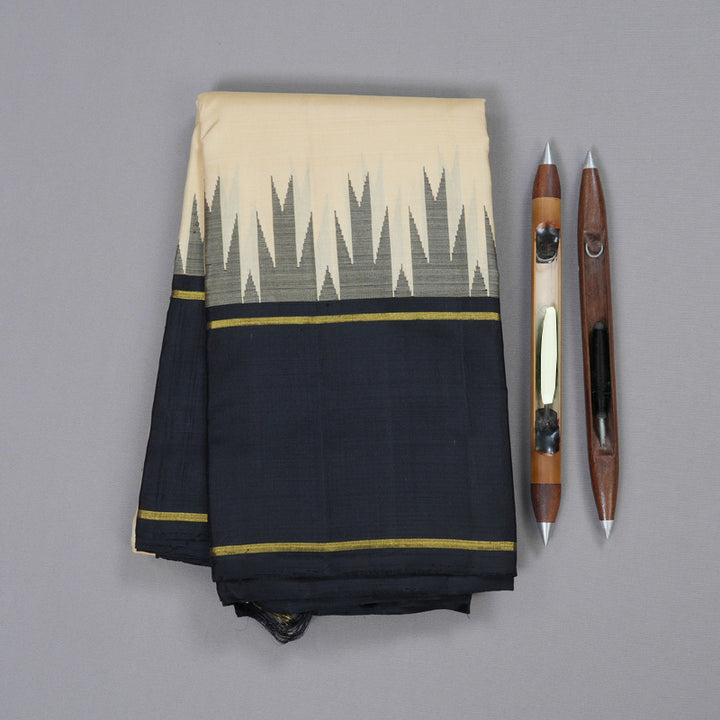 Hayagrivas Classic Kanjivaram Silk Saree in Half White with Black contrast BBD1505A1-2