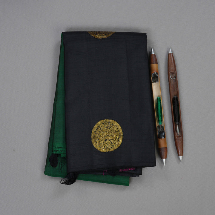 Hayagrivas Black And Bottle Green Handloom Kanjivaram Silk Saree BBD18D3-2