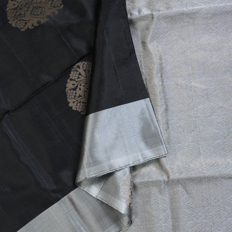 Hayagrivas Stunning Black Handloom Soft Silk Saree with Silver Grey Border BBD742H9-4