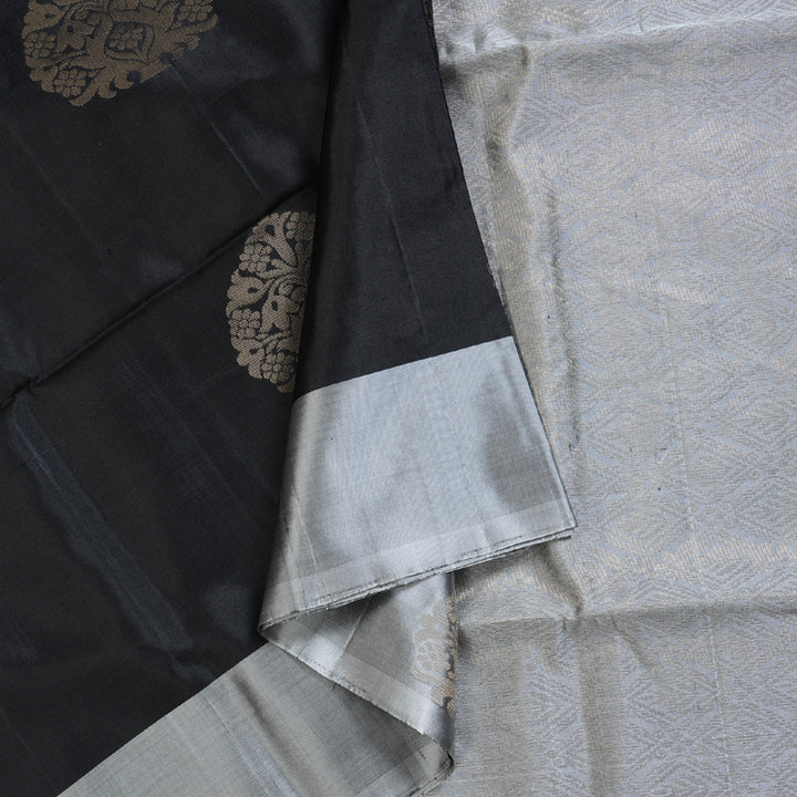 Hayagrivas Stunning Black Handloom Soft Silk Saree with Silver Grey Border BBD742H9-4