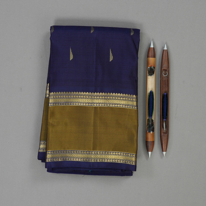 Hayagrivas Handloom Navy Blue Kanjivaram Silk Saree with Mehandi Green Border BE727-SBS