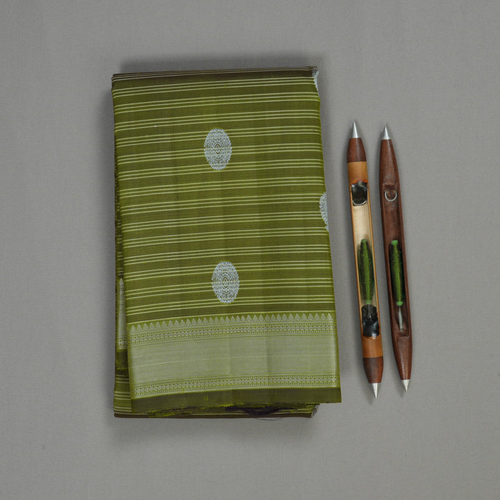 Hayagrivas Handloom Olive Green Kanjivaram Silk Saree HBE1213A3-1