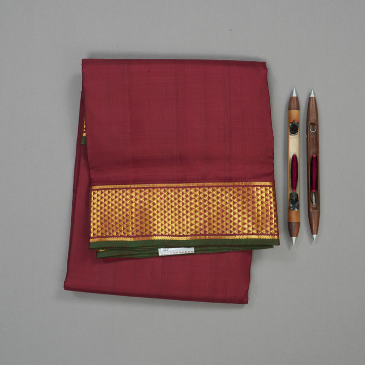 Hayagrivas Handloom Maroon Kanjivaram Ten Yards Silk Saree with Manthalir Selvedge HBE939K11-1