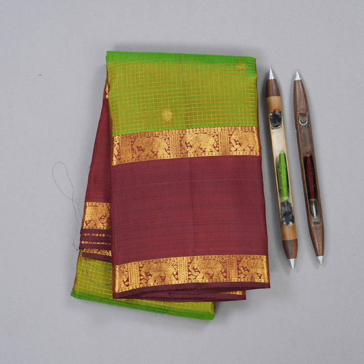 Hayagrivas Mandhalir Handloom Kanjivaram Silk Saree with Wine Maroon Border KBD1523A5-1