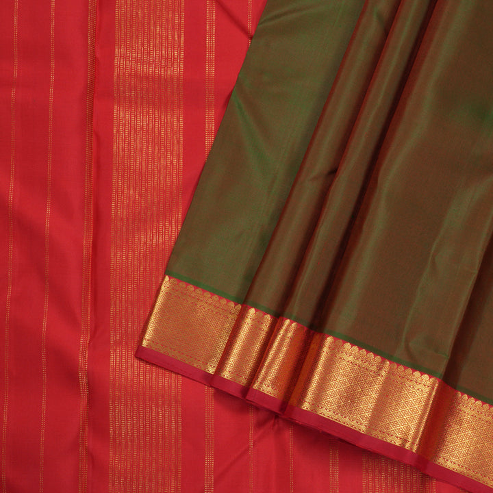 Hayagrivas Mandhalir Handloom Kanjivaram Silk Saree with Red Border KBD1527A1-7