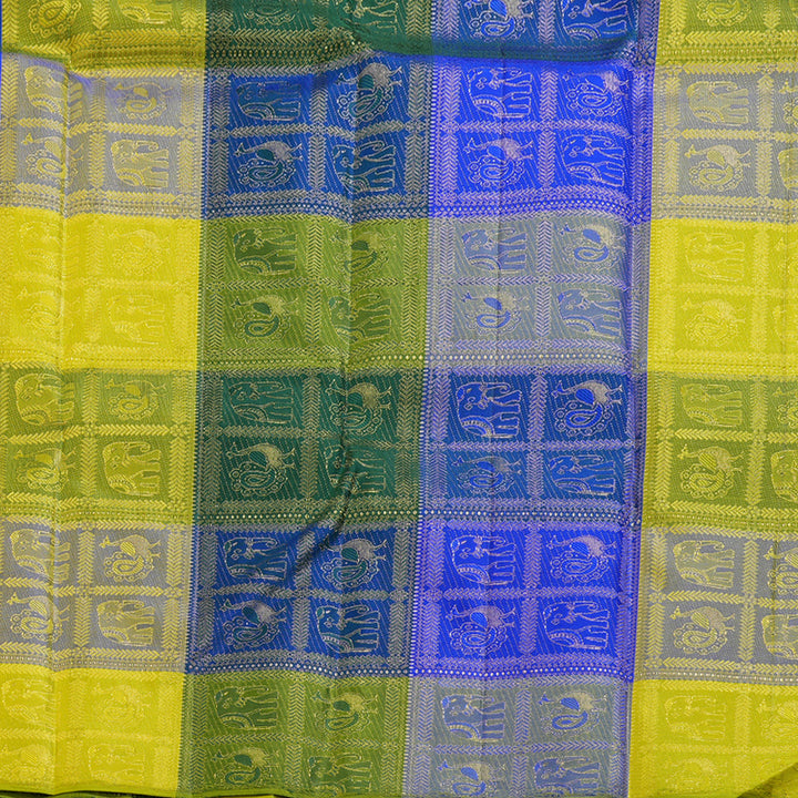 Hayagrivas Hlaf White Handloom Kanjivaram Silk Saree KBD1533A10-1