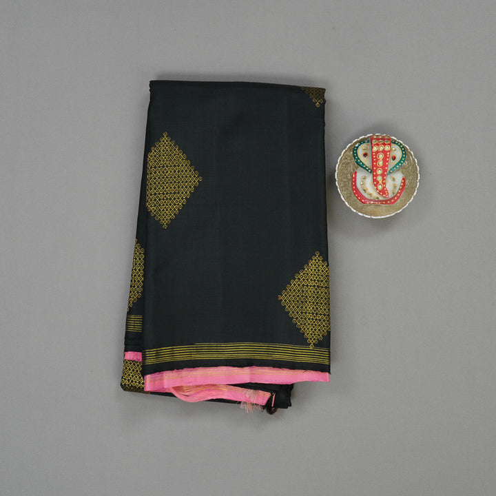 Hayagrivas Handloom Black Kanjivaram Silk Saree KBD1560A3-3