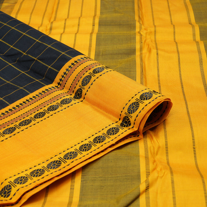 Hayagrivas Handloom Kanjivaram Thread Work Kanjivaram Silk Saree KBD1594A7-5