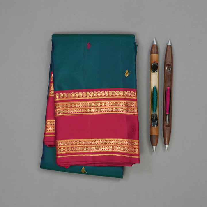 Hayagrivas Handloom Mayilkazhuthu Kanjivaram Silk Saree with Reddish-Pink Border KBD1625A2-2