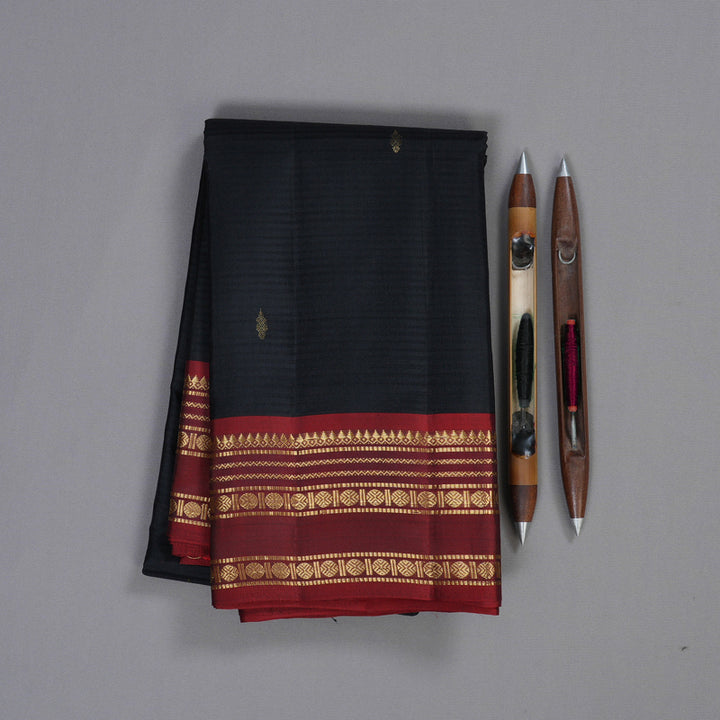 Hayagrivas Black Handloom Kanjivaram Silk Saree with Wine Maroon Border KBD1752A2-20