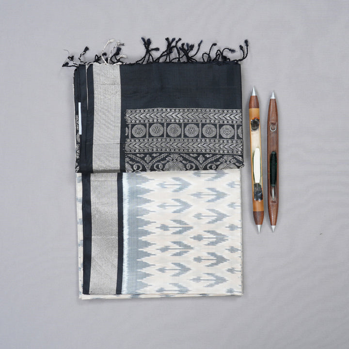 Hayagrivas Handloom Soft Silk Saree KBD1774A5-1