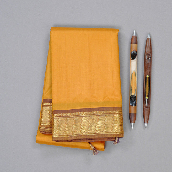 Hayagrivas Mustard Handloom Kanjivaram Silk Saree with Dual Tone (Blue With Yellow) Border KBD2149C1-3