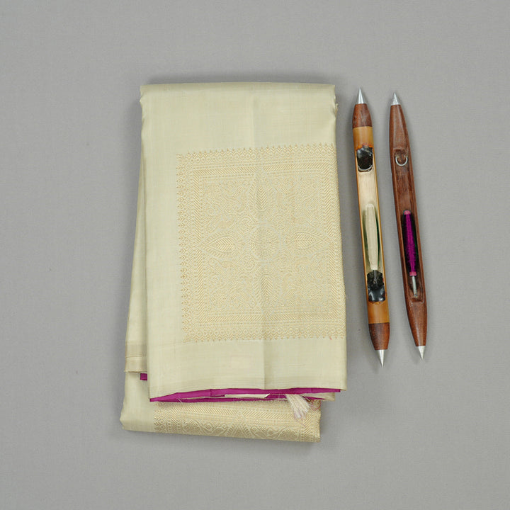 Hayagrivas Beige Handloom Kanjivaram Silk Saree KBD2171C1-2