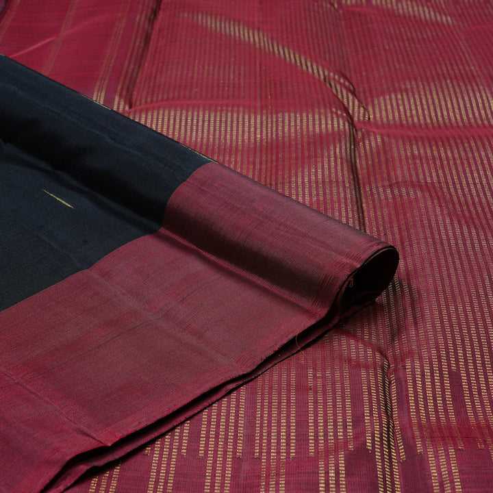 Hayagrivas Black Handloom Kanjivaram Silk Saree with Wine Maroon Border KBD2186C1-1