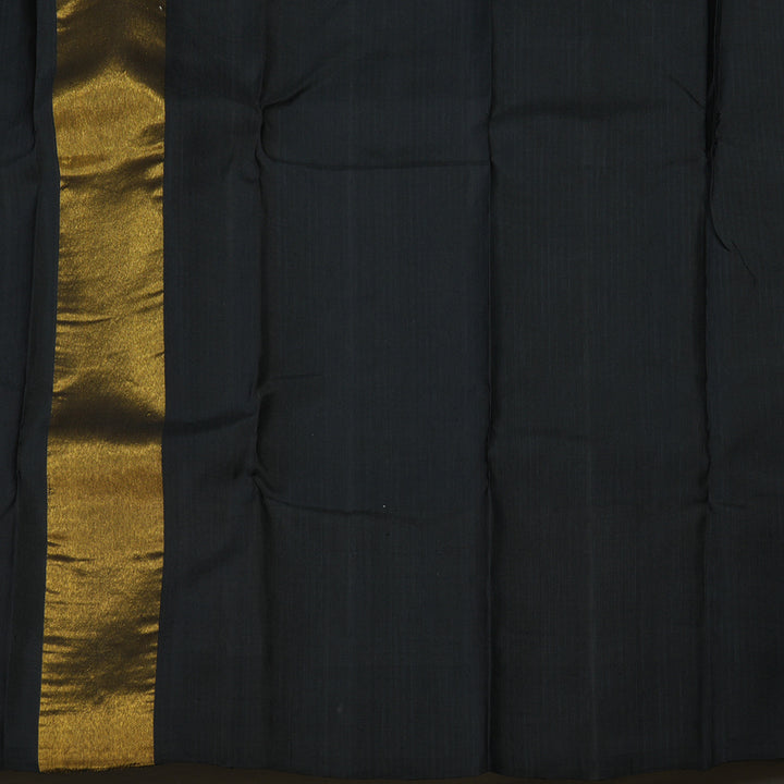 Hayagrivas Handloom Pristine White Kanjivaram Silk Saree with Black Border KBE1059I2-1