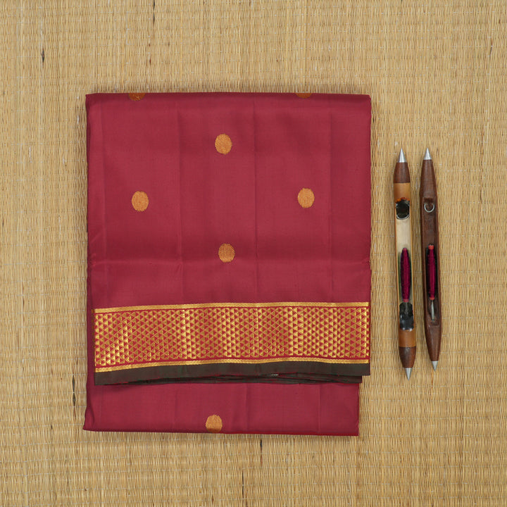 Hayagrivas Handloom Maroon Kanjivaram Silk Saree with Maroon with Manthalir Selvedge Border KBE1071I9-1