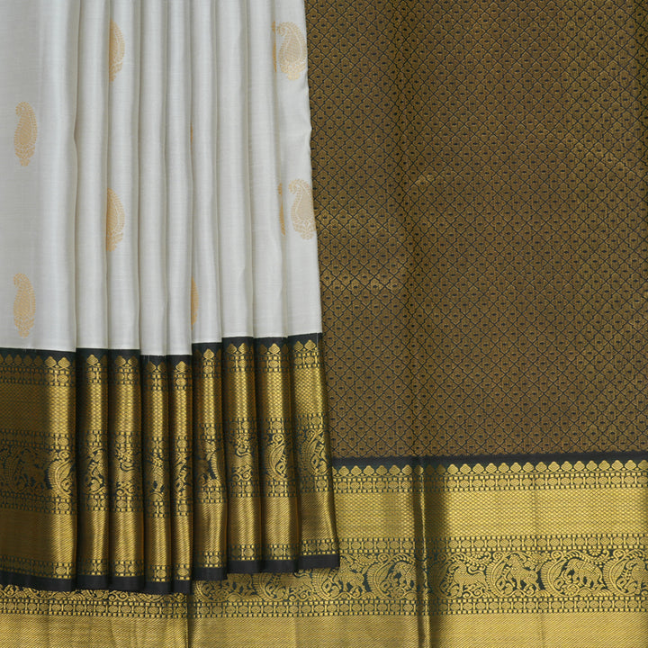 Hayagrivas Handloom Light Grey Kanjivaram Silk Saree with Karum Pachai Border KBE1075I9-1