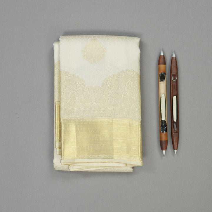 Hayagrivas Handloom Milk-White Kanjivaram Silk Saree KBE109D26-1