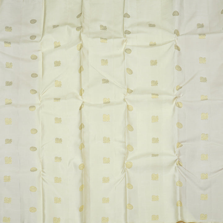 Hayagrivas Handloom Kanjivaram Silk Saree in Ethereal Half White KBE10D16-2
