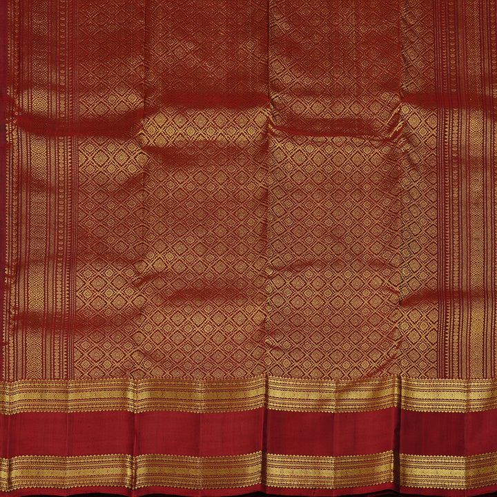 Hayagrivas Sampanga Yellow Handloom Kanjivaram Silk Saree with Wine Red Border KBE110D19-1