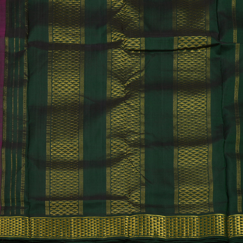 Hayagrivas Handloom Orangish Pink Kanjivaram Ten Yards Silk Saree with Karum Pachai Border KBE1113I7-1