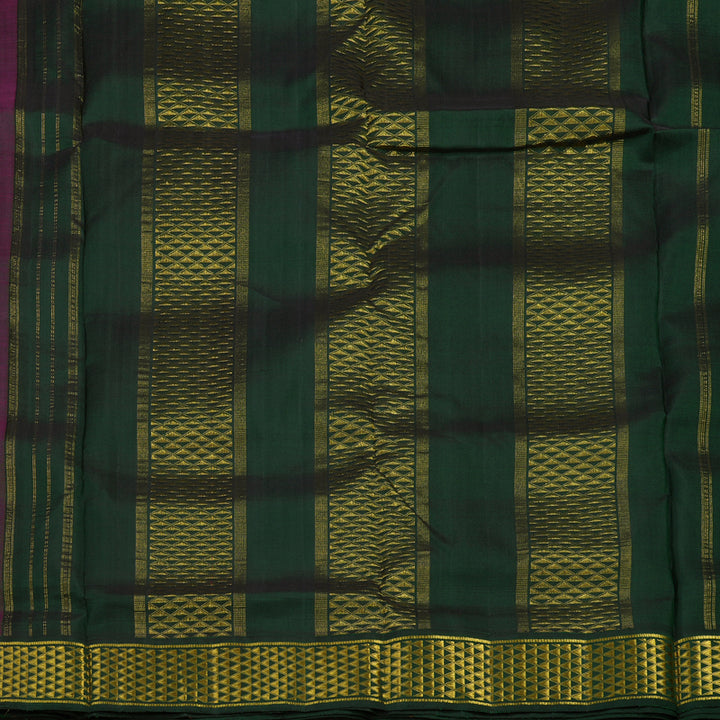 Hayagrivas Handloom Orangish Pink Kanjivaram Ten Yards Silk Saree with Karum Pachai Border KBE1113I7-1