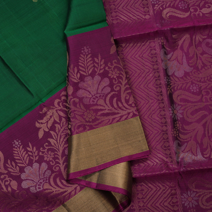 Hayagrivas Dark Green Handloom Soft Silk Saree with Purple Border KBE1118I1-61