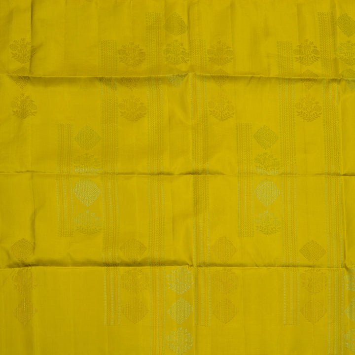 Hayagrivas Handloom Sampanga Yellow Soft Silk Saree KBE1195I3-1
