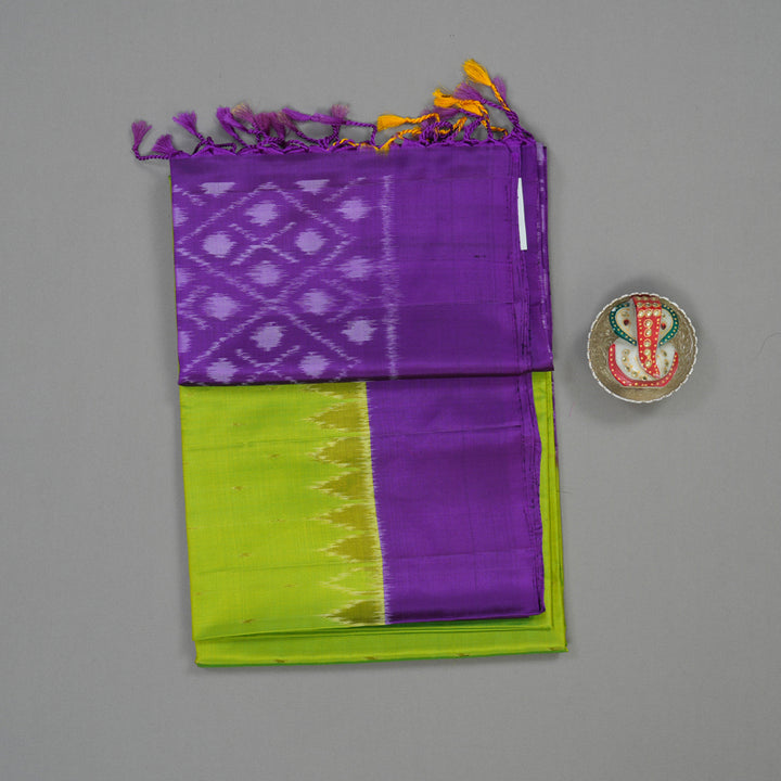 Hayagrivas Fluorescent Green Pure Ikkat Soft Silk Saree KBE1225I1-4