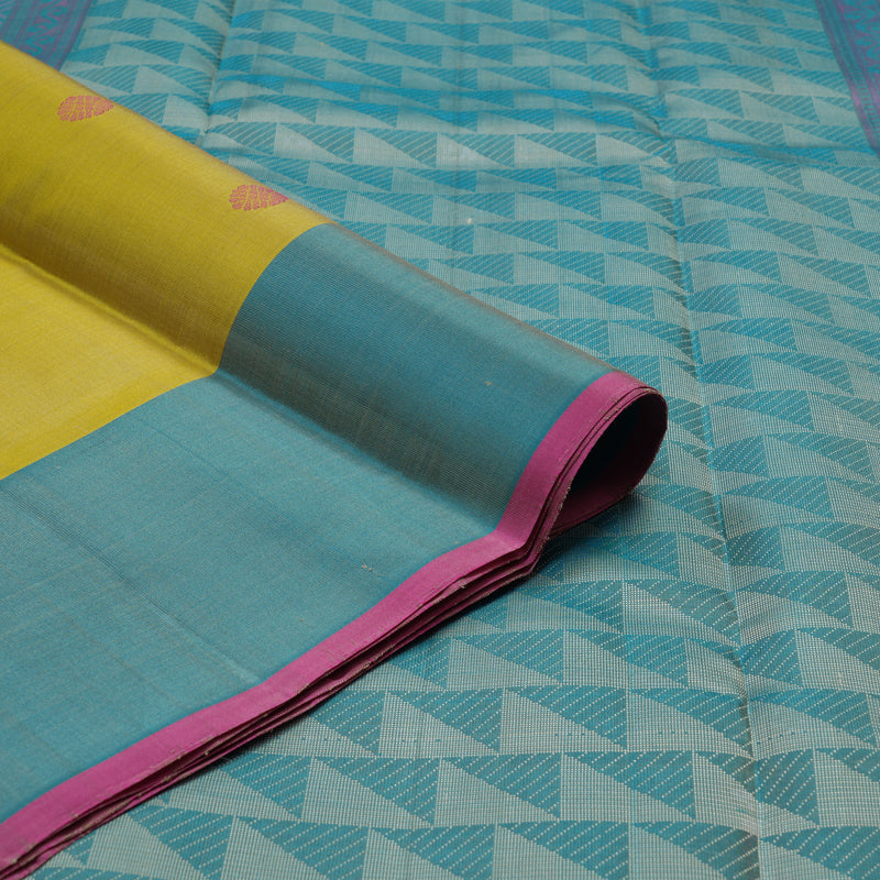 Hayagrivas Handloom Yellowish Green Kanjivaram Silk Saree with Rama Blue Border KBE1287J2-3