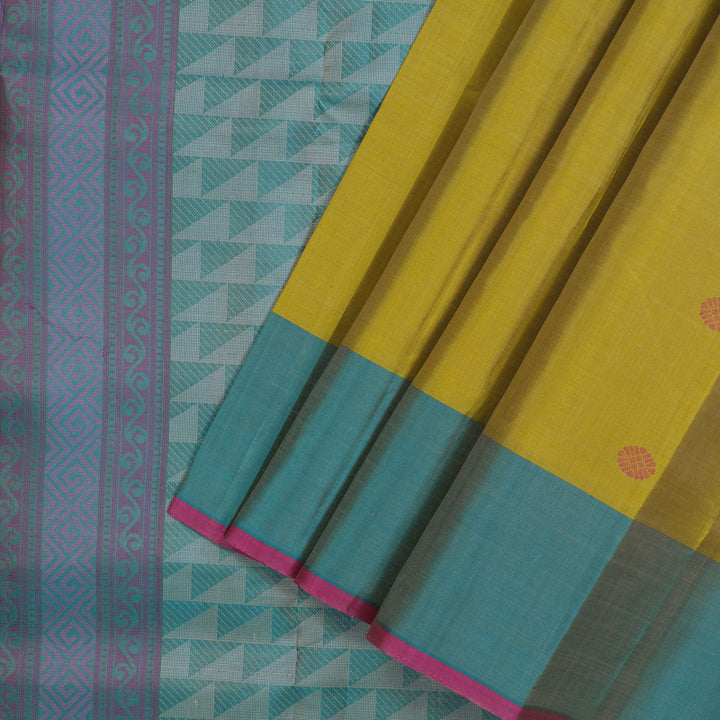 Hayagrivas Handloom Yellowish Green Kanjivaram Silk Saree with Rama Blue Border KBE1287J2-3