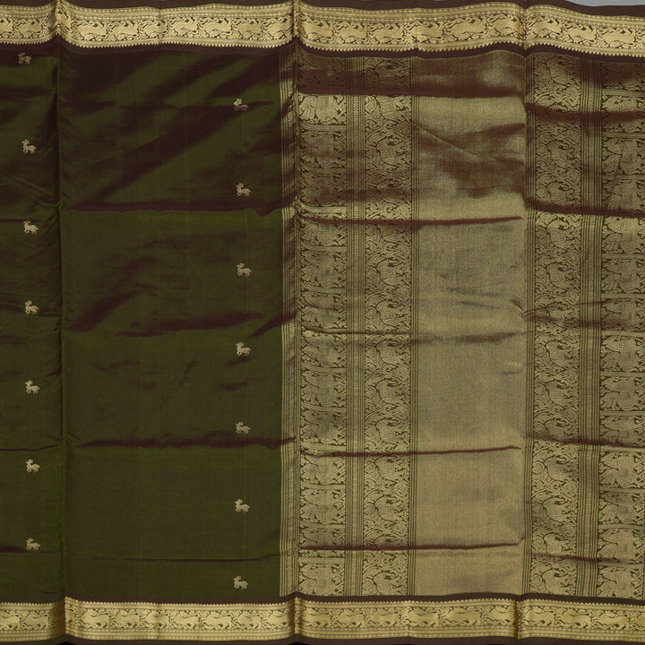Hayagrivas Handloom Pure Silk Cotton Saree in Mehandi Green adorned with Deer motif KBE1390J5-5