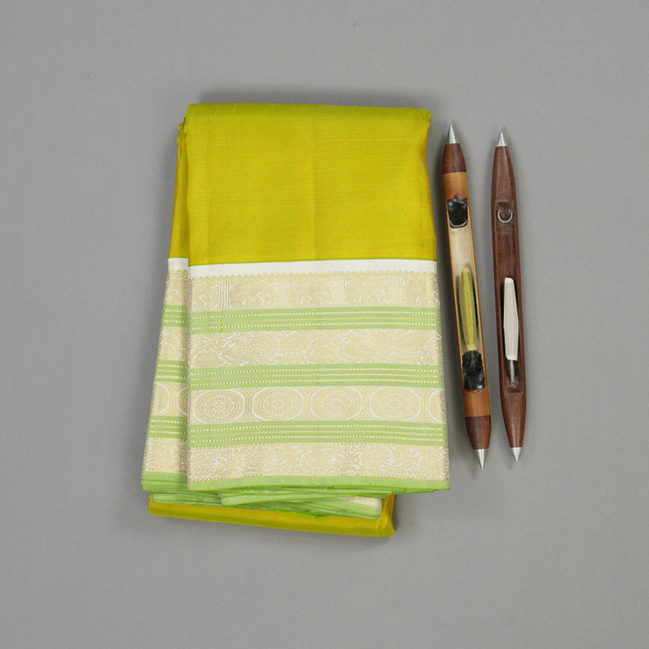 Hayagrivas Handloom Kanjivaram Silk Saree in Fluorescent Green KBE142D6-1