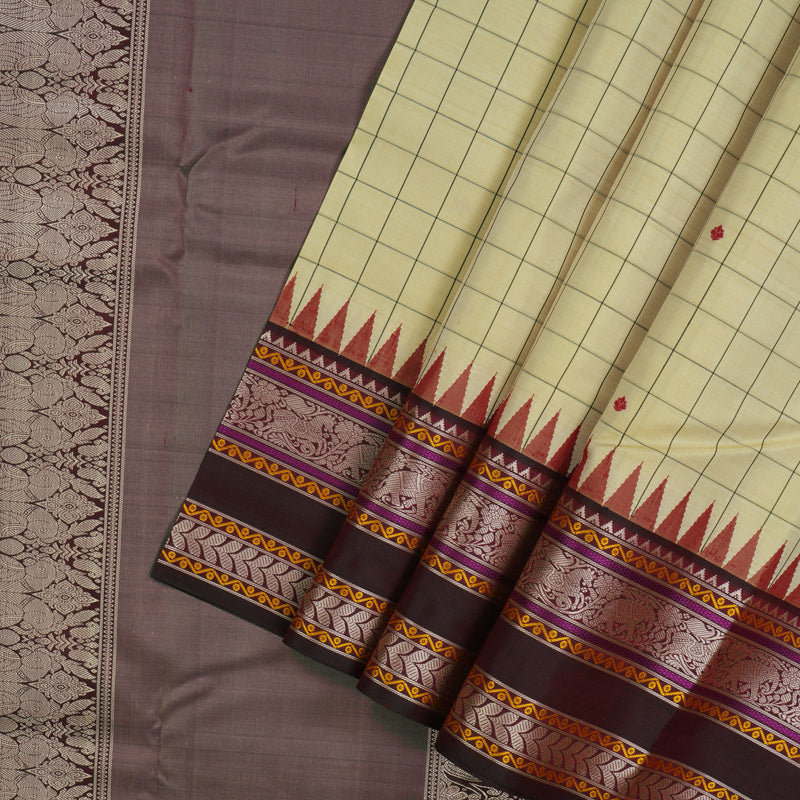 Hayagrivas Handloom Light Elaichi Green Kanjivaram Silk Saree with Wine Maroon Border KBE1443J2-1