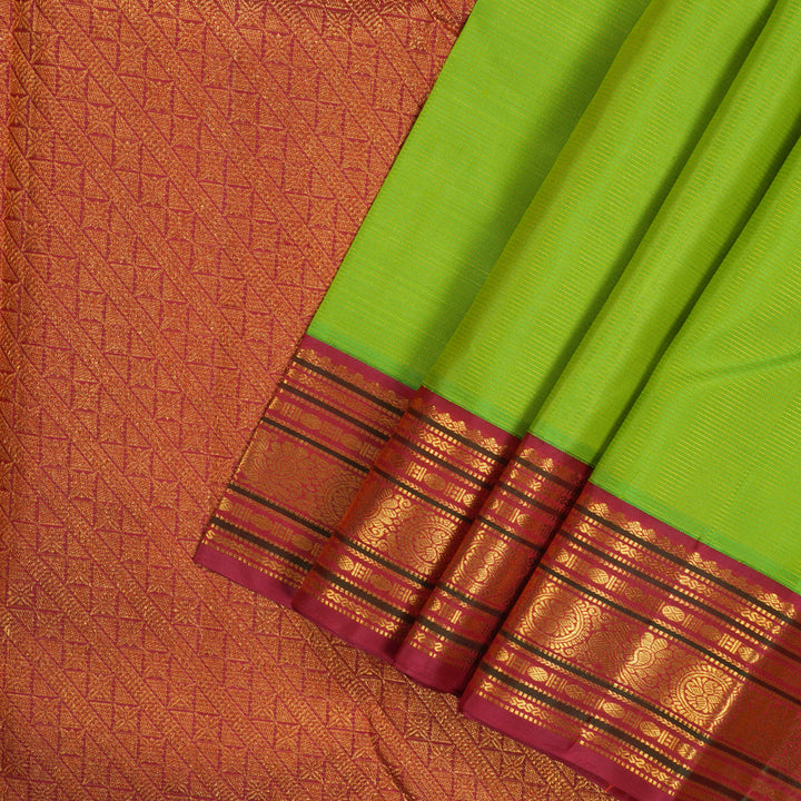 Hayagrivas Handloom Parrot Green Kanjivaram Silk Saree with Maroon Border KBE1504J1-4