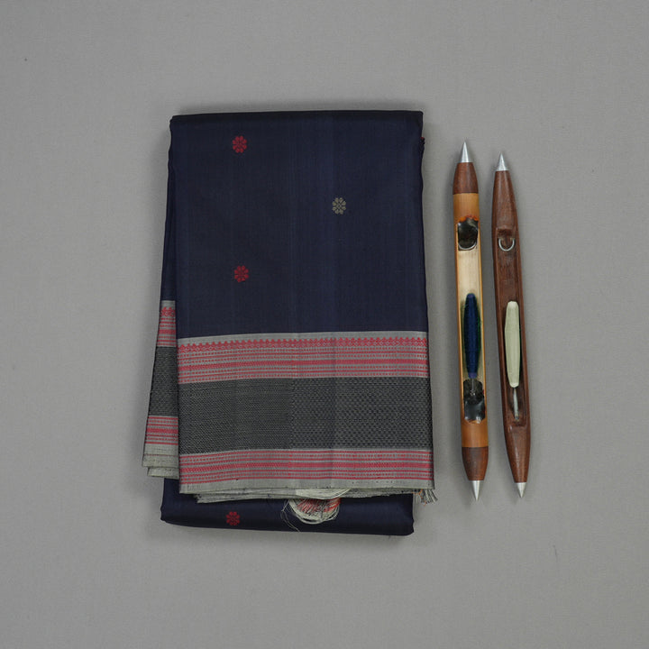 Hayagrivas Handloom Karum Neelam Kanjivaram Silk Saree with Royal Grey Border KBE1526K5-4