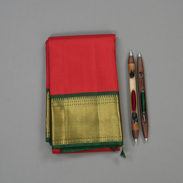 Hayagrivas Handloom Red Kanjivaram Silk Saree with Karum Pachai Border KBE1653K2-1