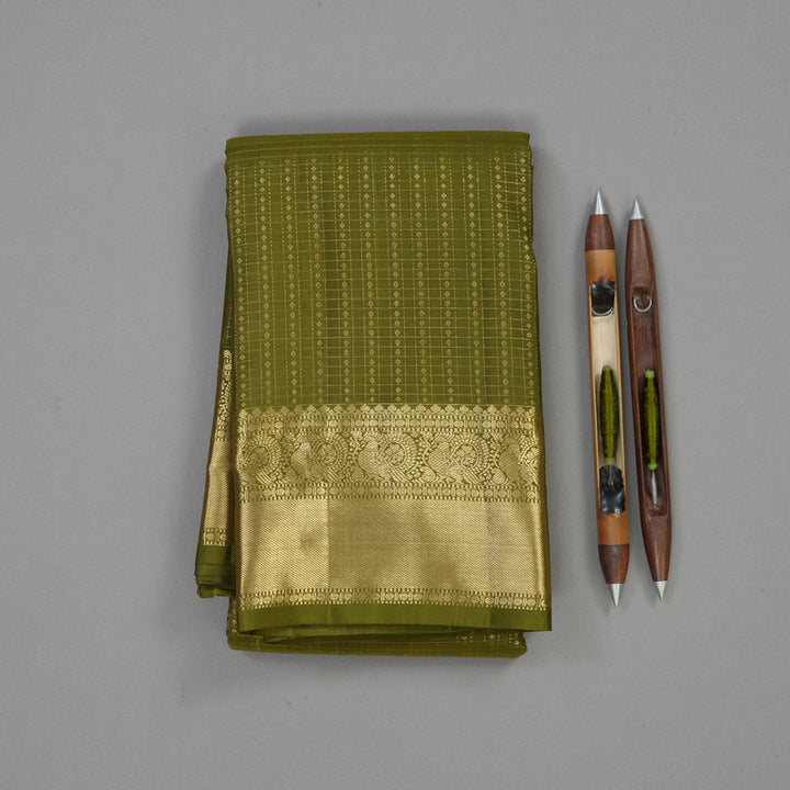 Hayagrivas Handloom Olive Green Kanjivaram Silk Saree KBE1674K3-1