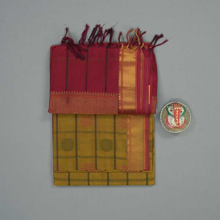 Hayagrivas Sampanga Green Pure Silk Cotton Saree with Brick Red Border KBE1678K2-18