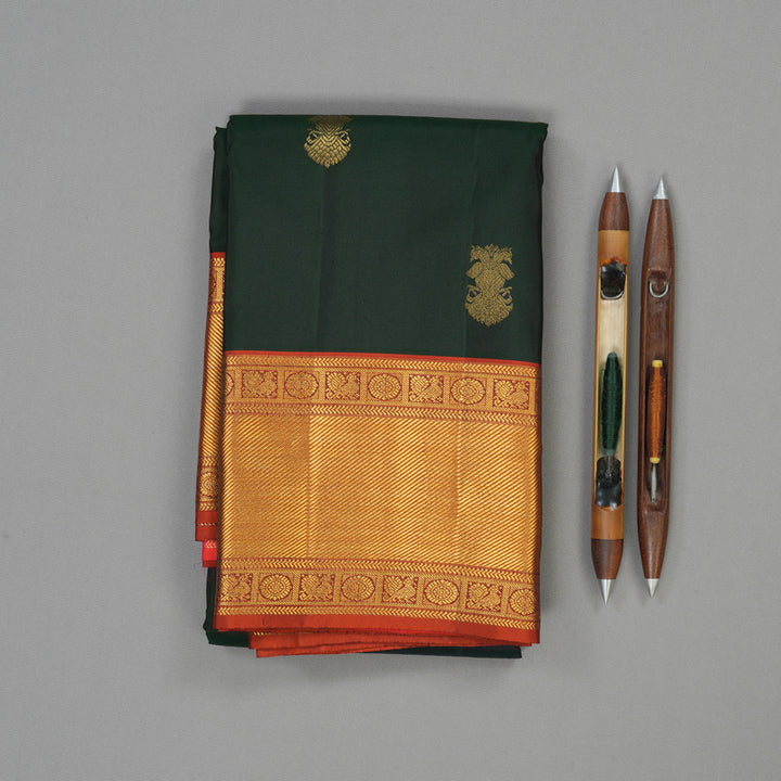 Hayagrivas Handloom Karum Pachai Kanjivaram Silk Saree with Rust Orange border KBE1691K3-4