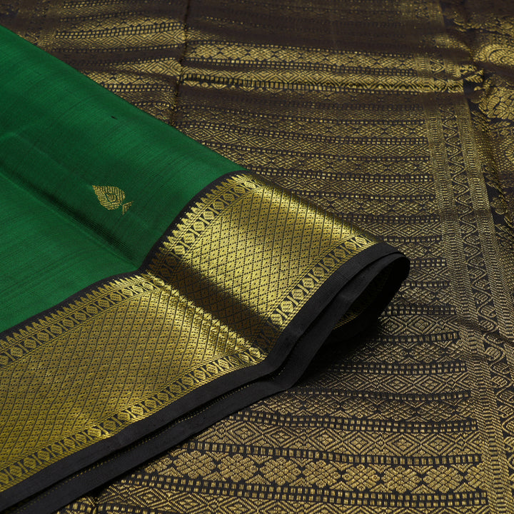 Hayagrivas Handloom Bottle Green Kanjivaram Silk Saree with Black Border KBE1954L4-5