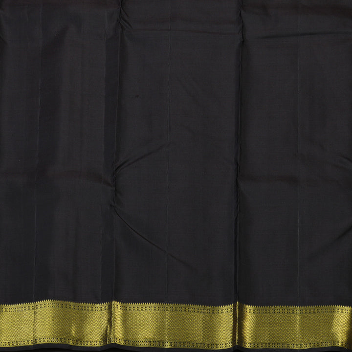 Hayagrivas Handloom Bottle Green Kanjivaram Silk Saree with Black Border KBE1954L4-5