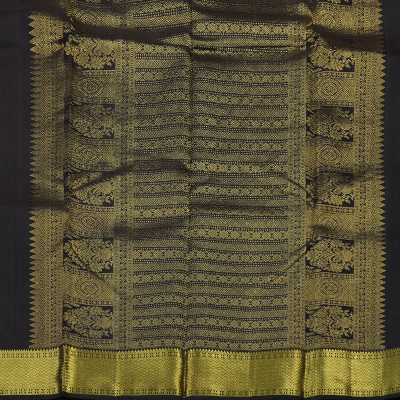 Hayagrivas Handloom Bottle Green Kanjivaram Silk Saree with Black Border KBE1954L4-5